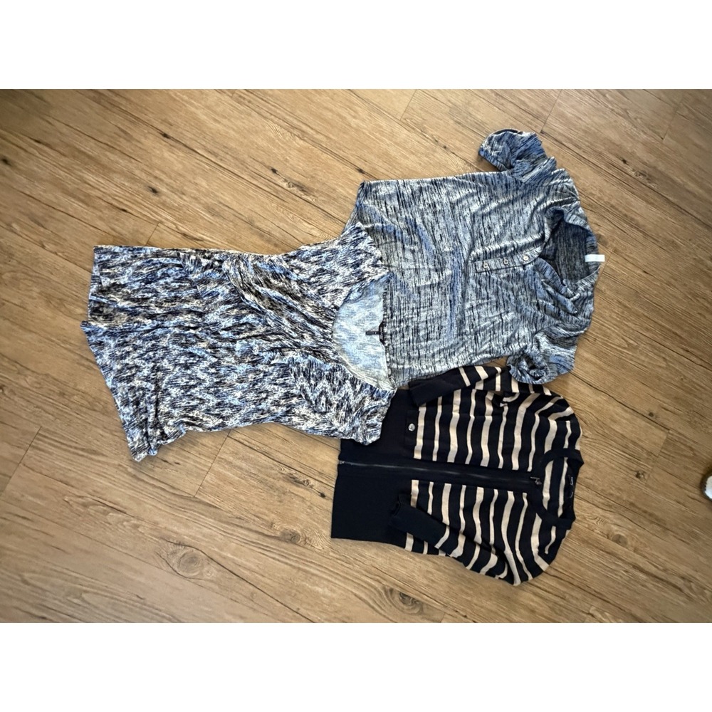 Womens Petite Small Lot Of 3 Tops Long Short And 3/4 Sleeve J
